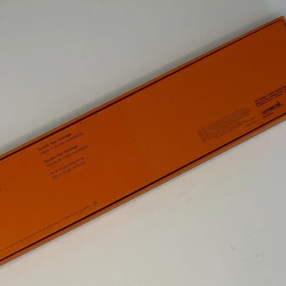 Hermès 41mm Rouge de Cœur Attelage Double Tour Apple Wach  display picture 3